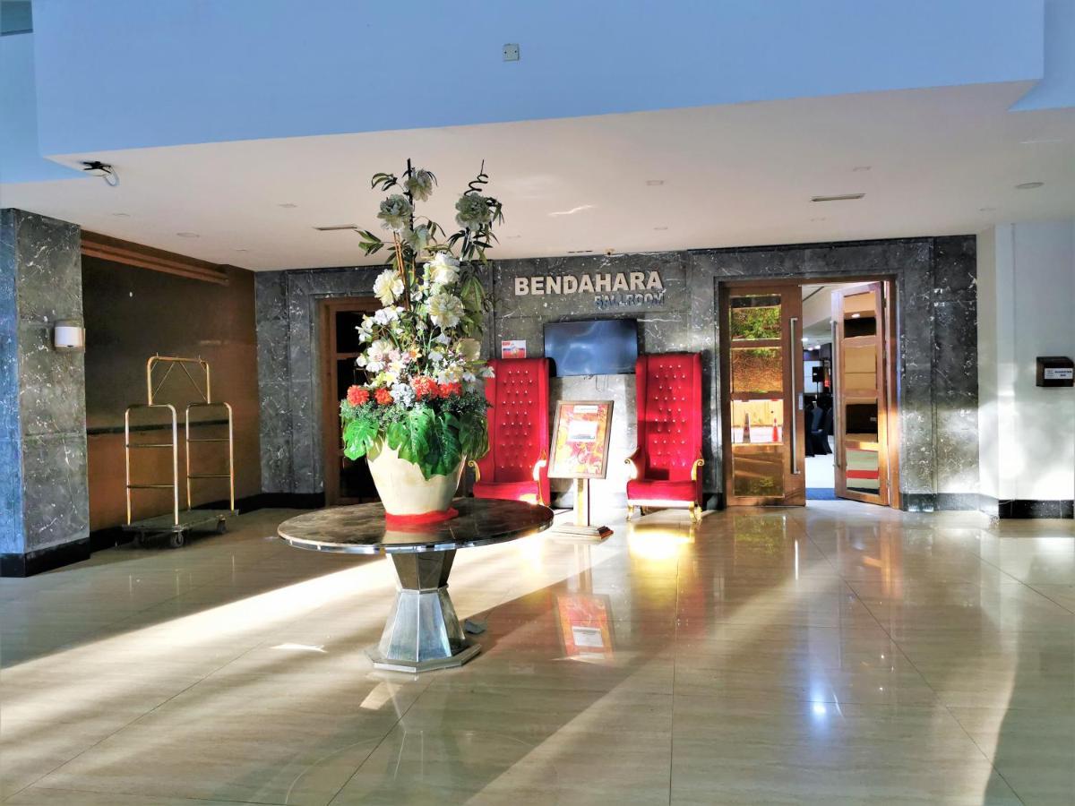 B - Lagoon Water Themepark Suite Melaka Town Экстерьер фото