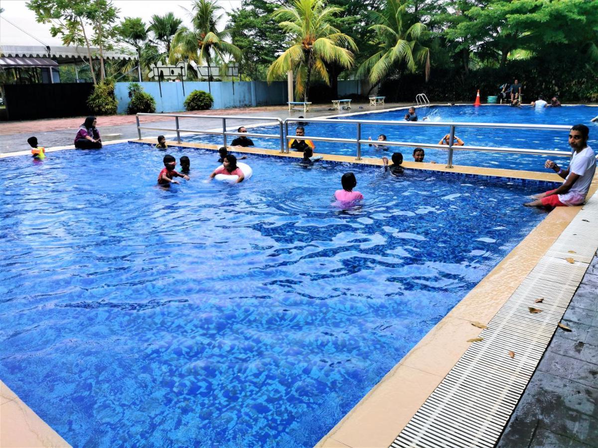 B - Lagoon Water Themepark Suite Melaka Town Экстерьер фото