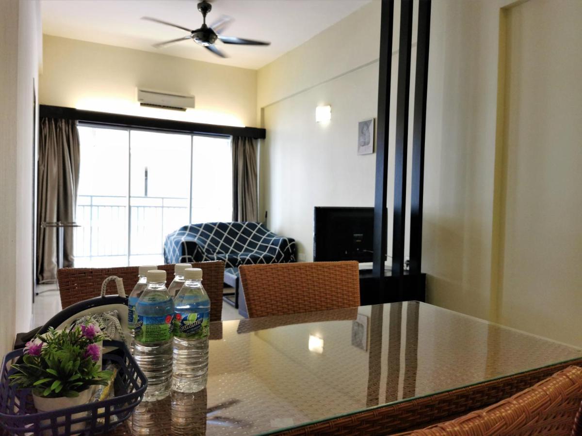 B - Lagoon Water Themepark Suite Melaka Town Экстерьер фото